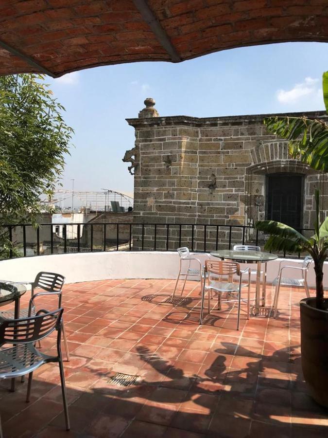 Meson San Felipe Aparthotel Guadalajara Bagian luar foto